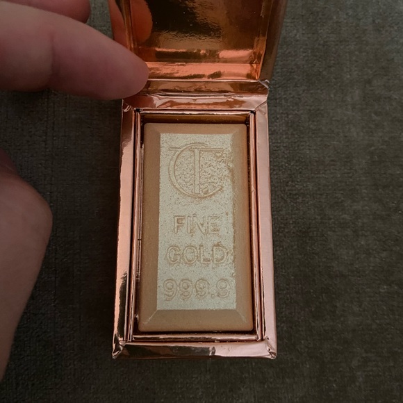 Charlotte Tilbury Other - Charlotte Tilbury Bar of Gold Highlighter